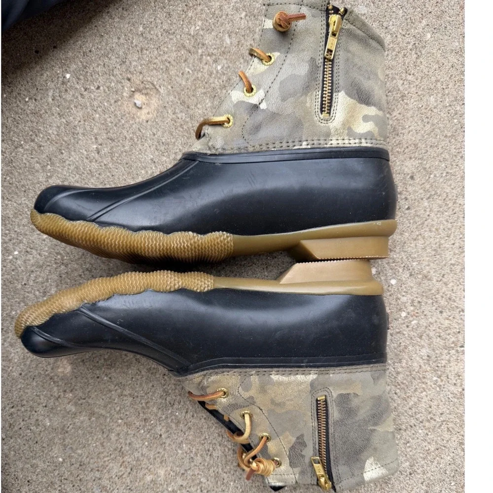 Sperry Saltwater Camo Duck Boots Womens Sz 10 Black Gold Metallic STS86694 Ankle